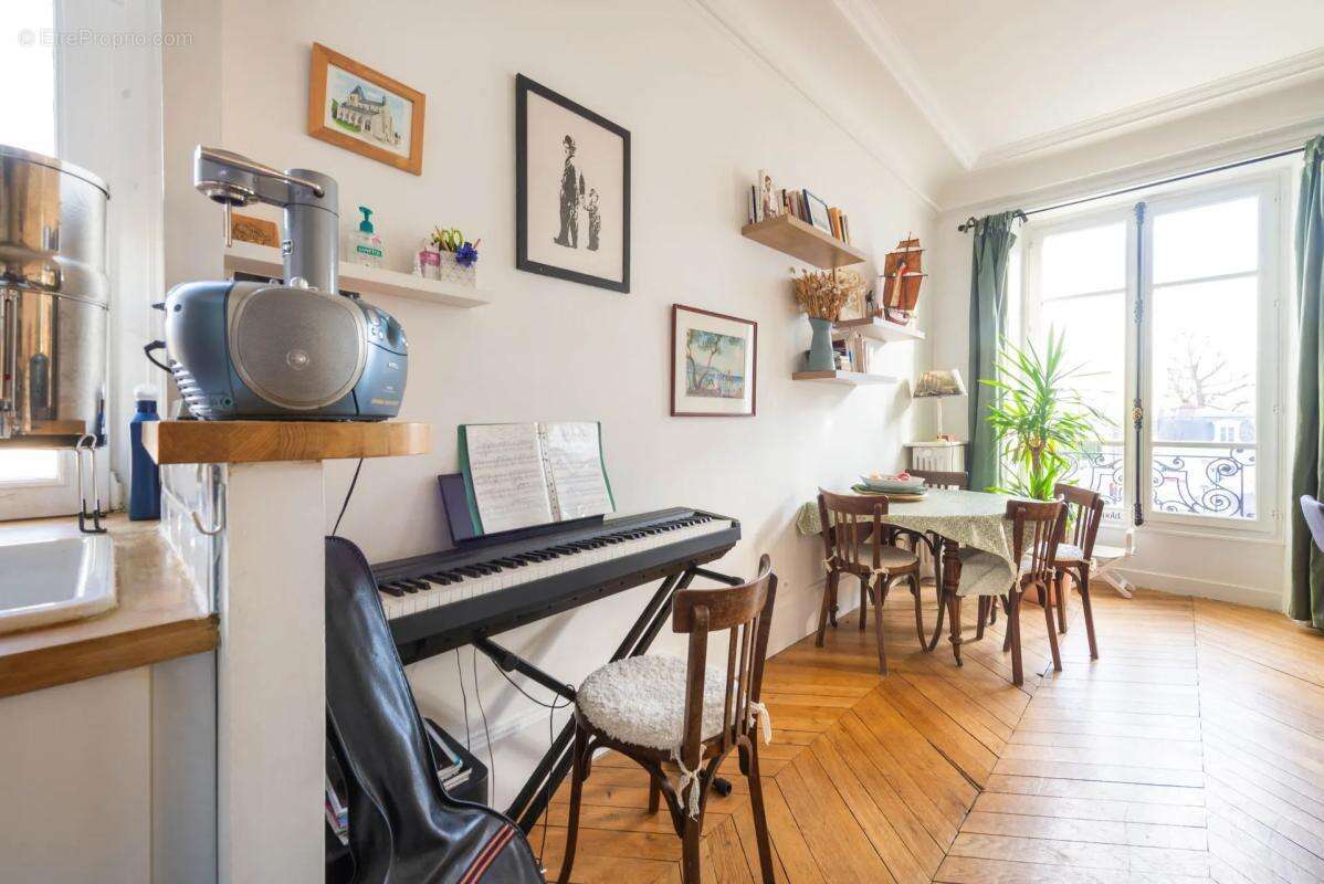 Appartement à VILLE-D'AVRAY