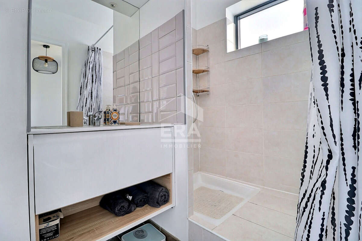 Appartement à SAINT-DENIS