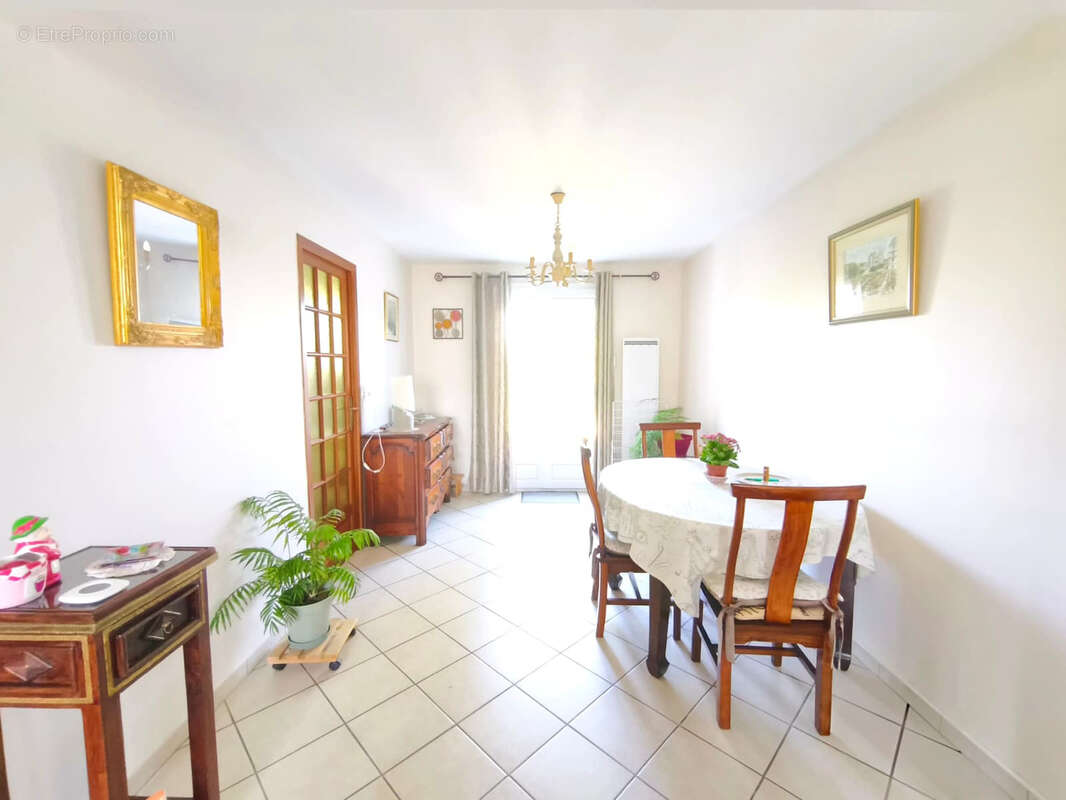 Maison à LE PLESSIS-PATE