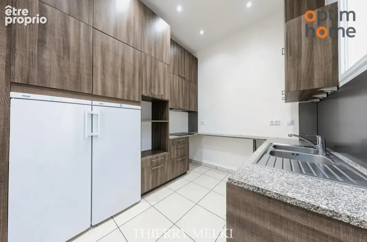 Appartement T3/4 98 m2 - Profession Libérale ou Résidence Principale - Carré d'Or Marseille 8ième - photo 17