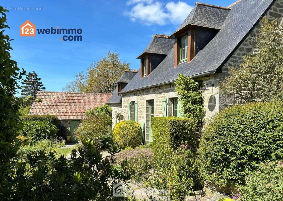 Maison 145 m² à Tredrez-Locquemeau  - photo 2