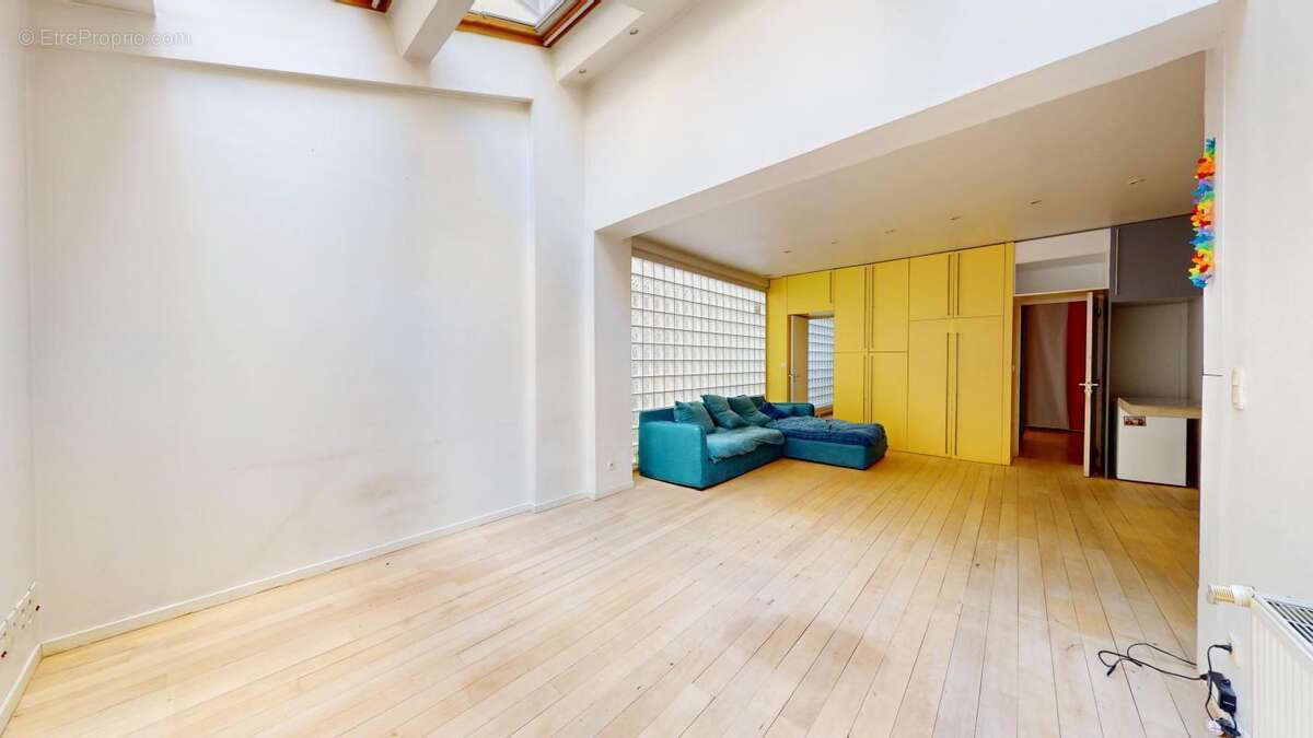 Commerce à PARIS-19E