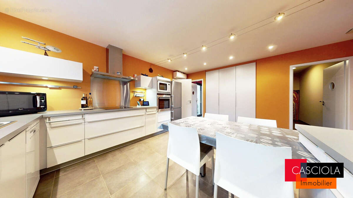 Maison à MARLY
