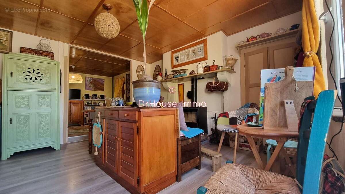 Maison à LA FORET-DU-TEMPLE