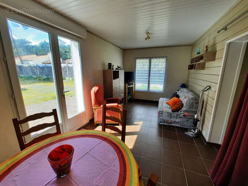 Maison à L&#039;AIGUILLON-SUR-MER