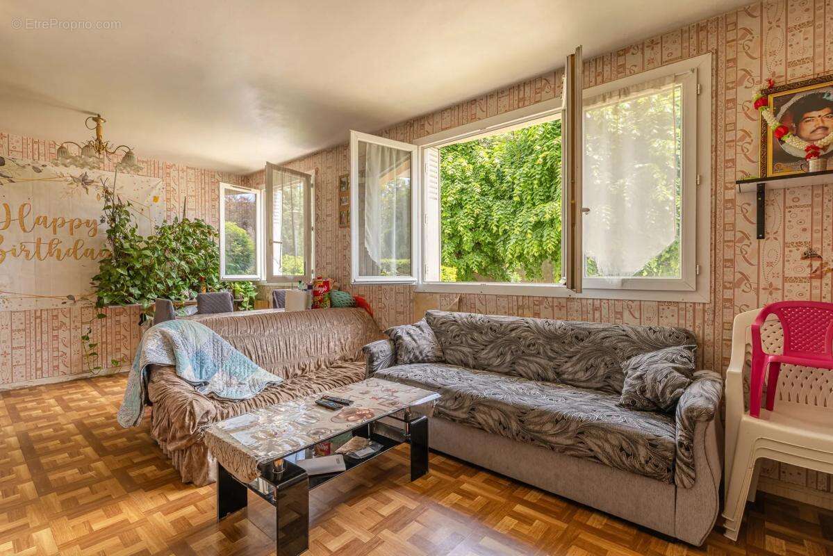 Appartement à LE BOURGET