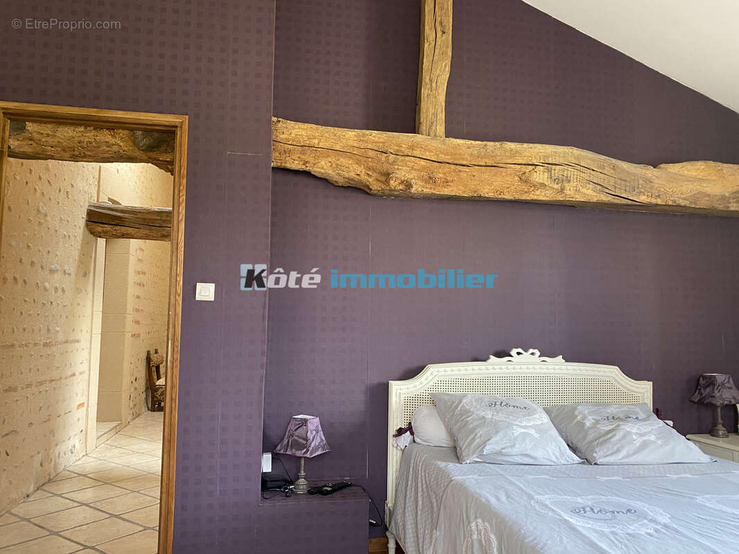 Belle longere entierement renovee - photo 13
