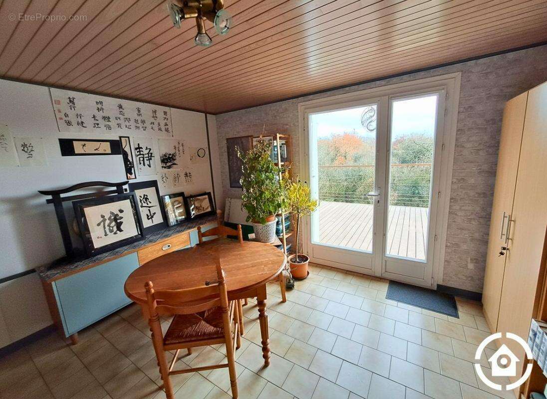 Maison sur sous sol - 3 chambres - jardin - garage - photo 15