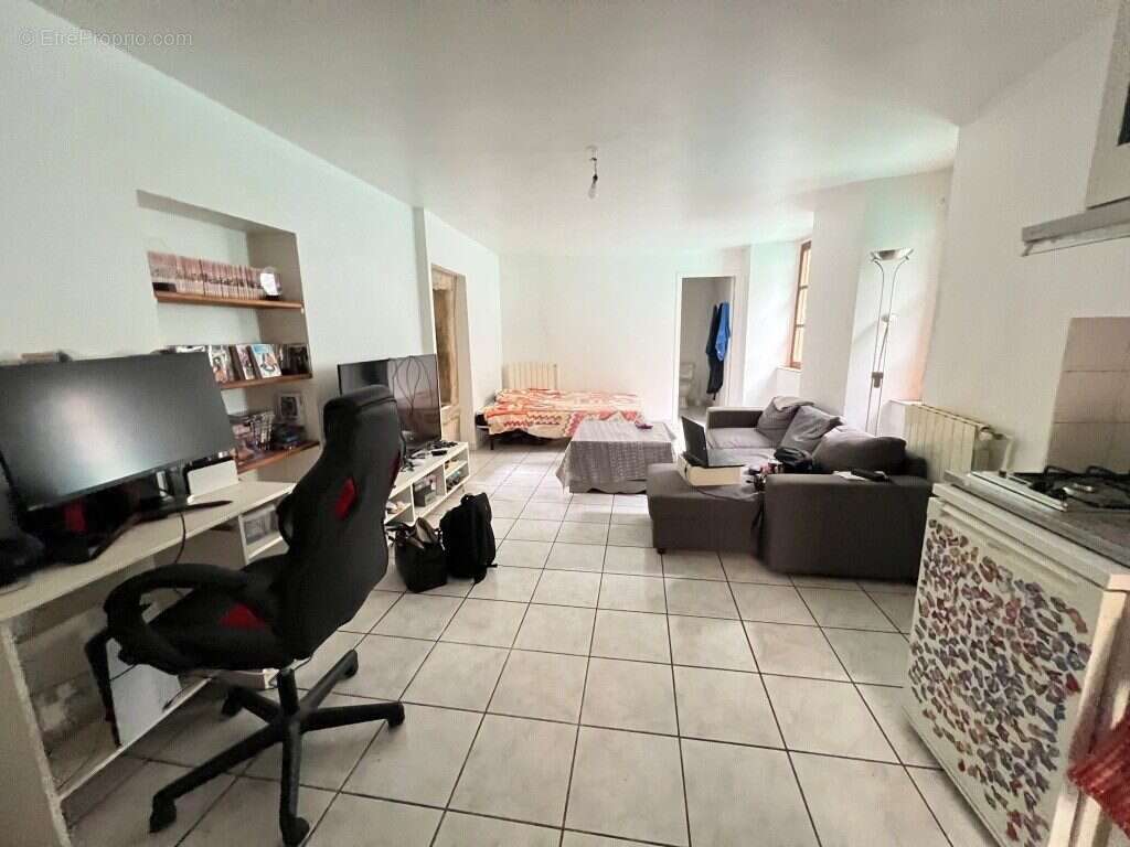 Appartement 94 m² à Mende  - photo 2