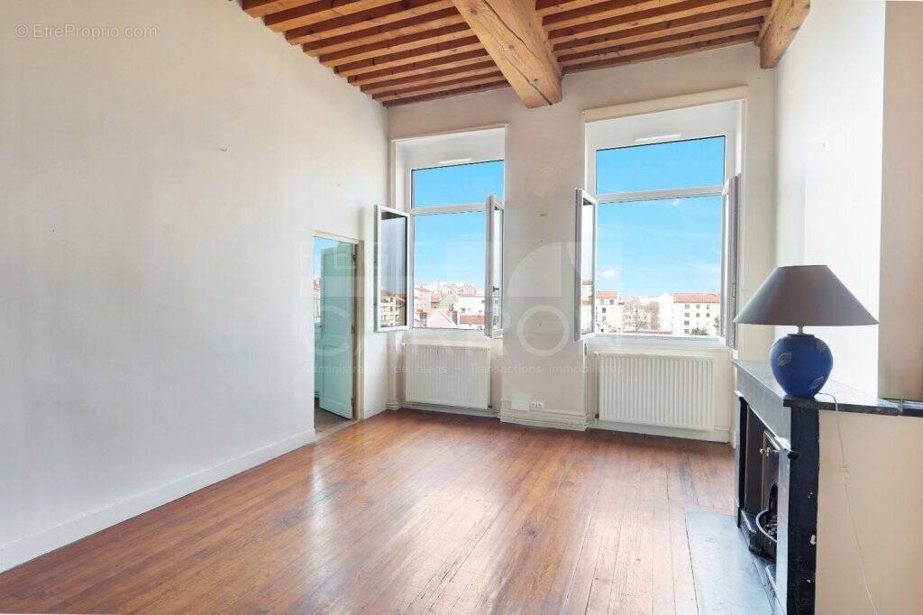 Appartement à LYON-4E