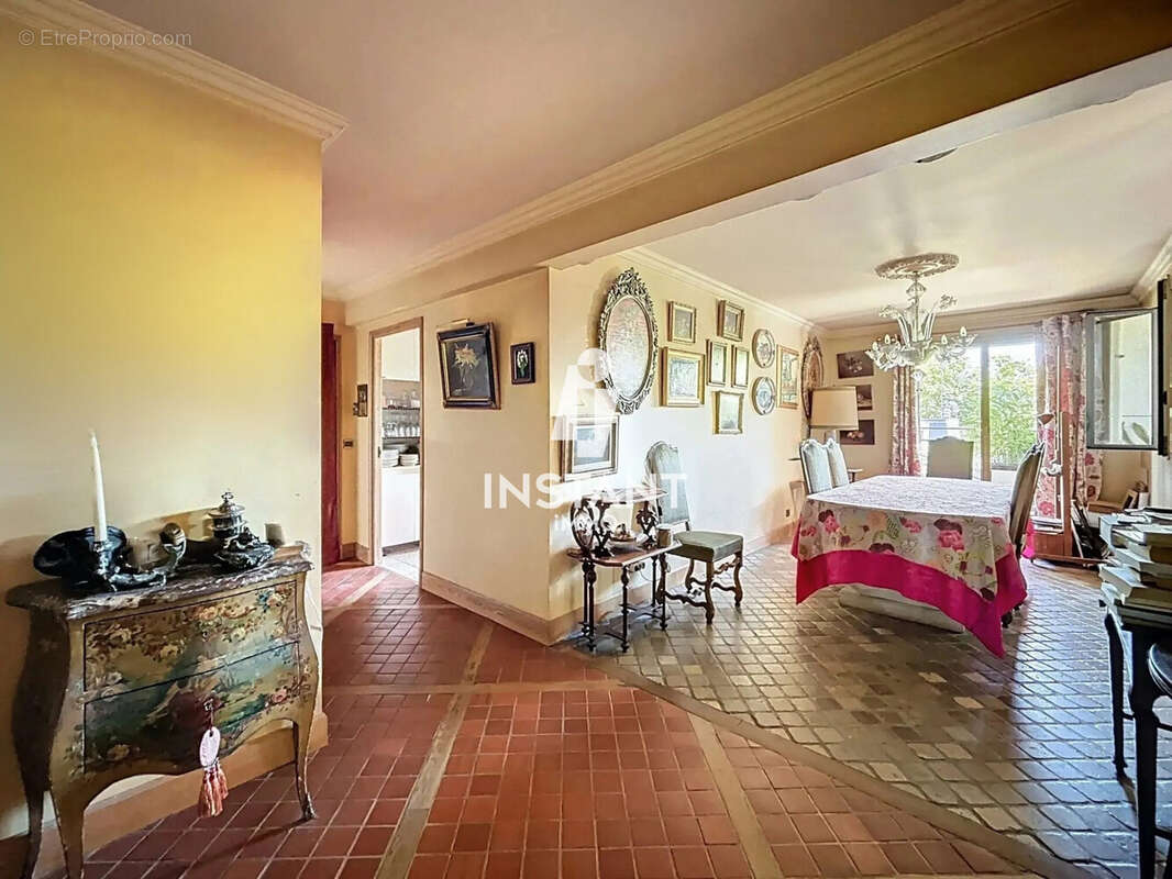 Appartement à NOGENT-SUR-MARNE