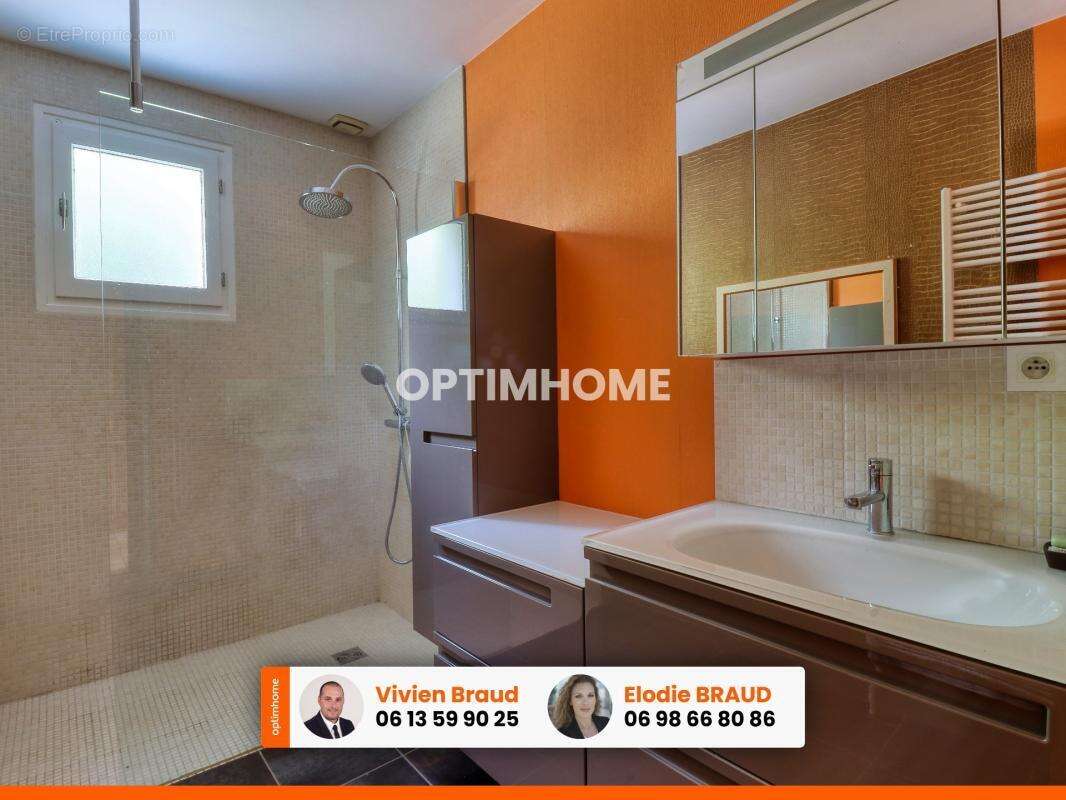 À vendre – Maison familiale de 140 m² – 4 chambres – Ydes (Nord Cantal 15) - photo 15