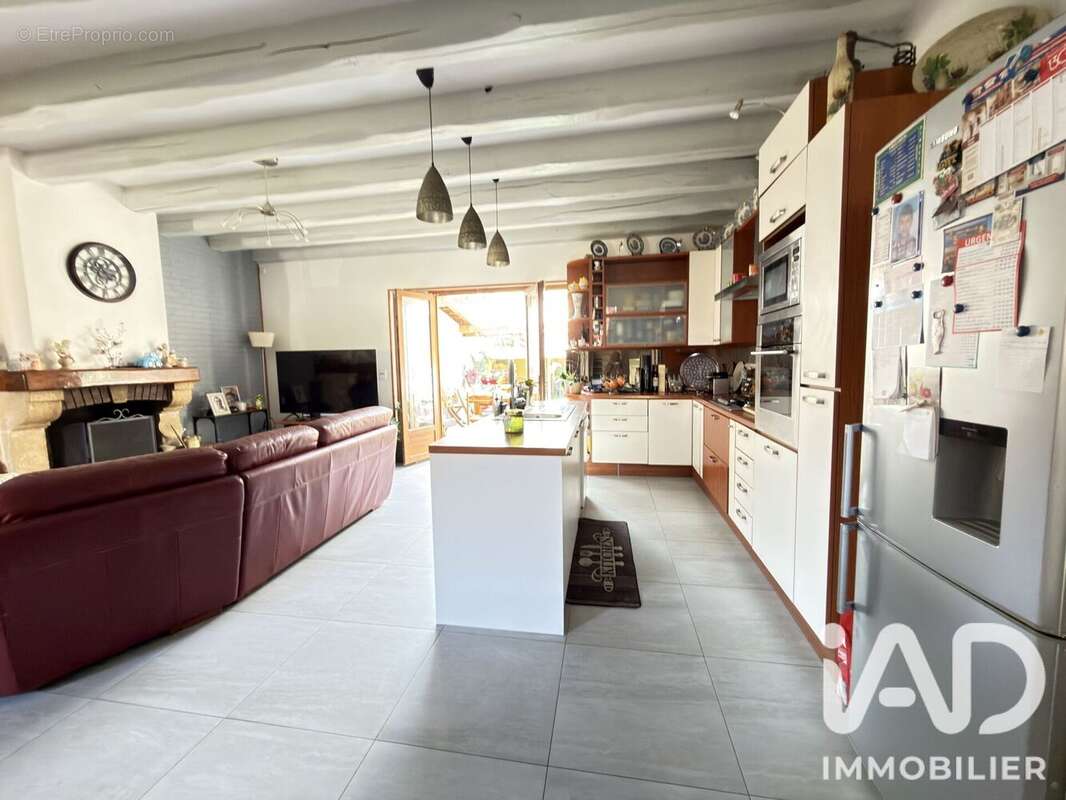 Photo 3 - Maison à SARTROUVILLE