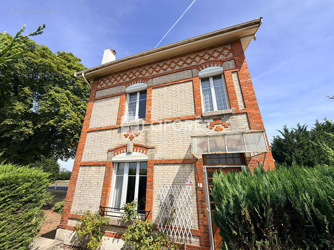 Maison à VAUCLERC