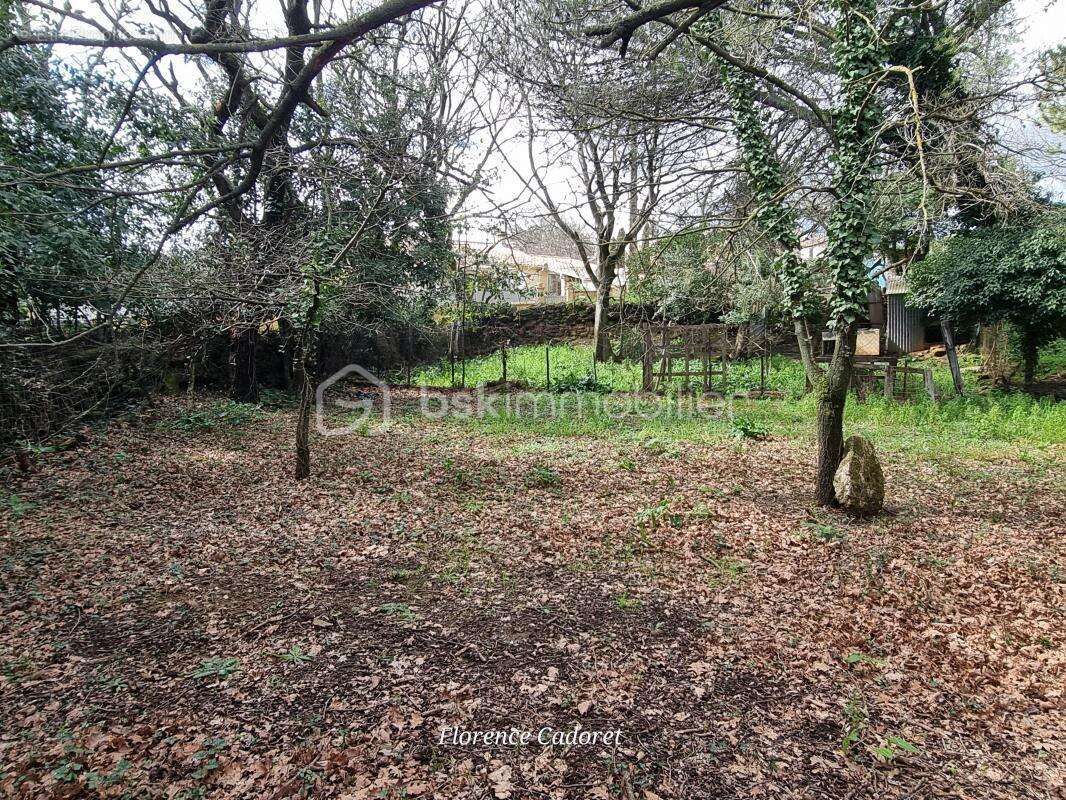 Terrain à VERS-PONT-DU-GARD