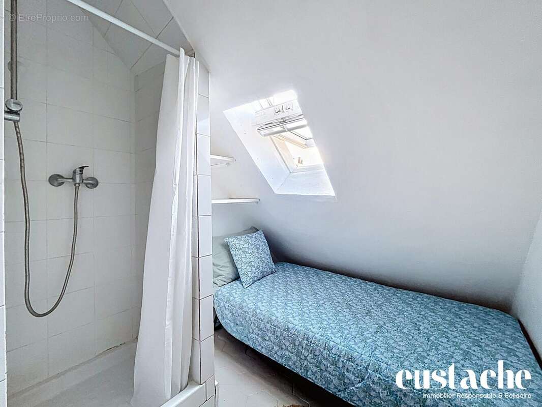 Appartement à PARIS-9E