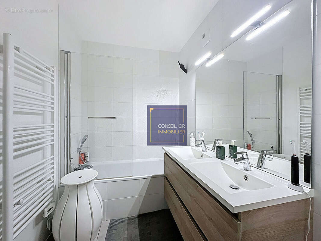 Appartement à CHAPONOST