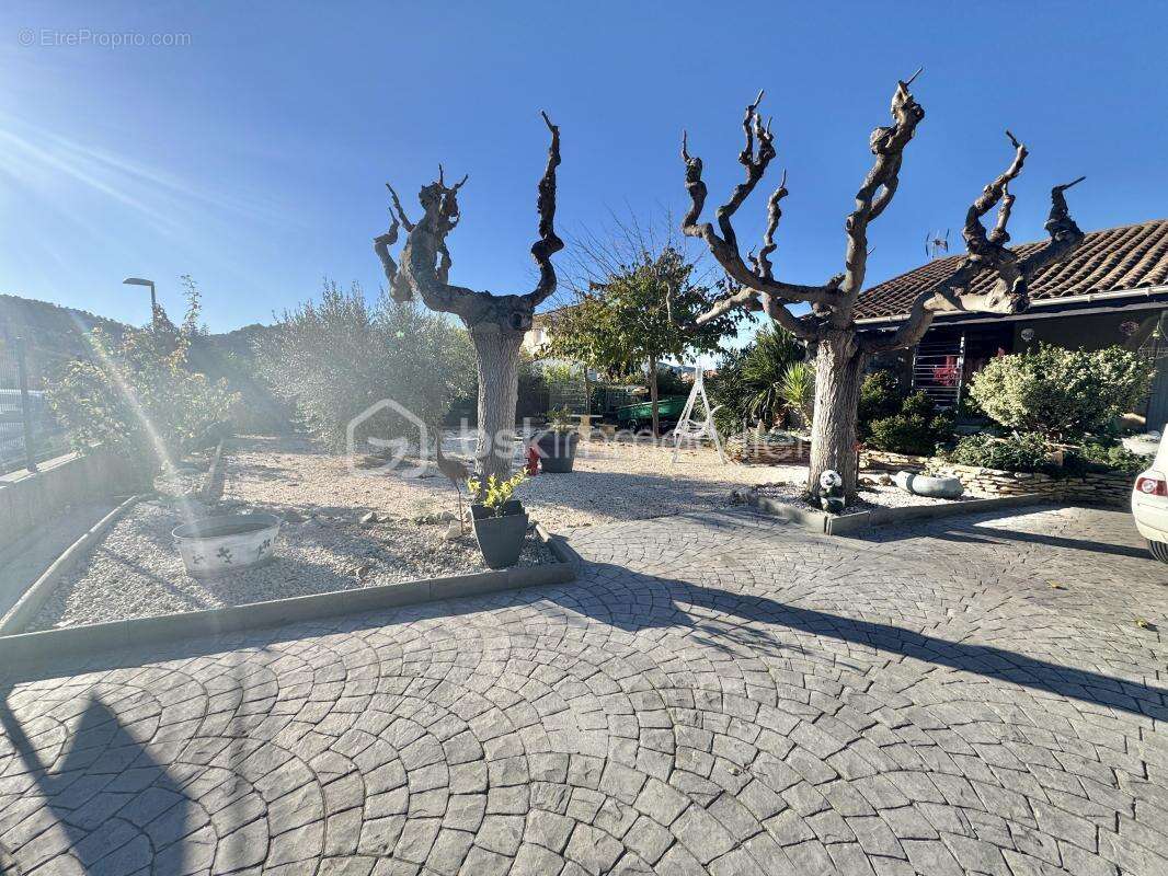 Maison à CESSENON-SUR-ORB