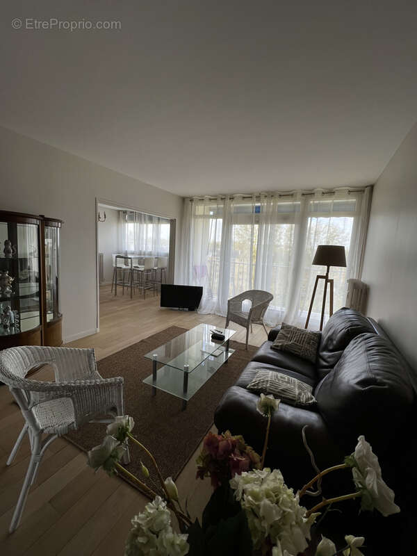 Appartement à SAVIGNY-SUR-ORGE