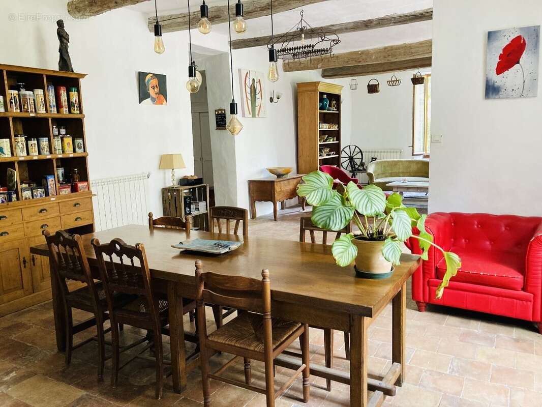 Maison à CROS