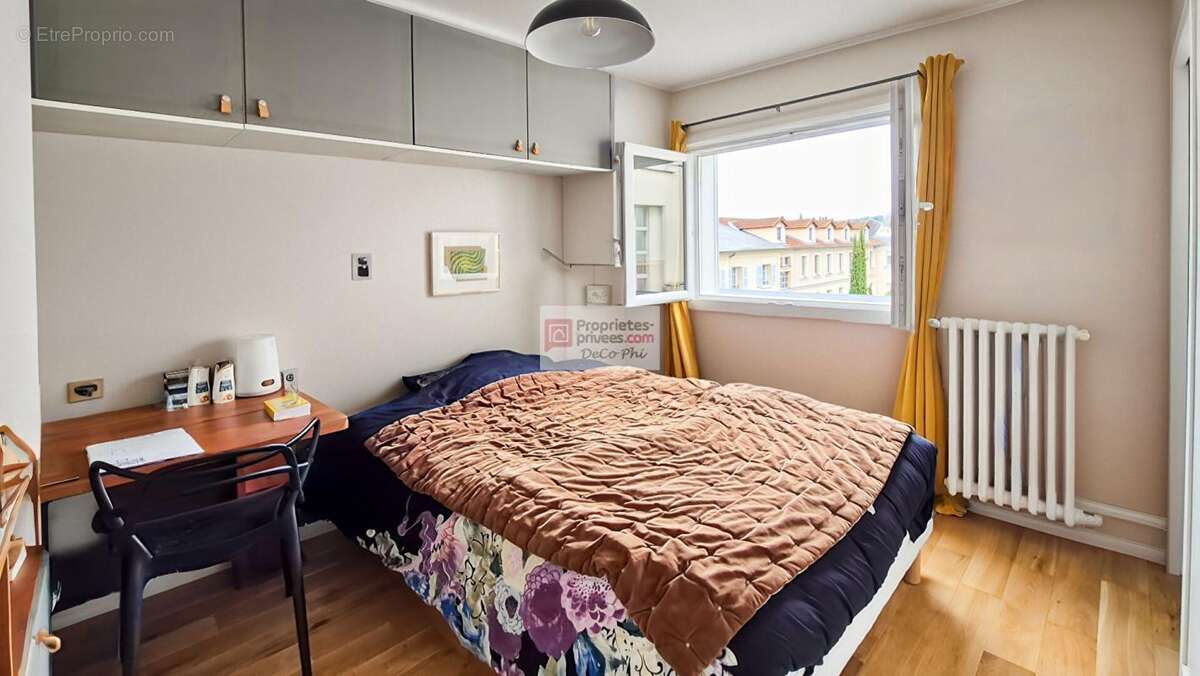 Appartement à VERSAILLES