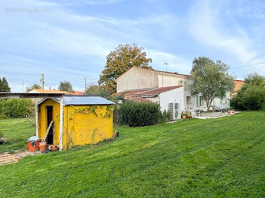 Maison de charme rénovée 162 m2, 4 chambres, grand jardin - photo 15