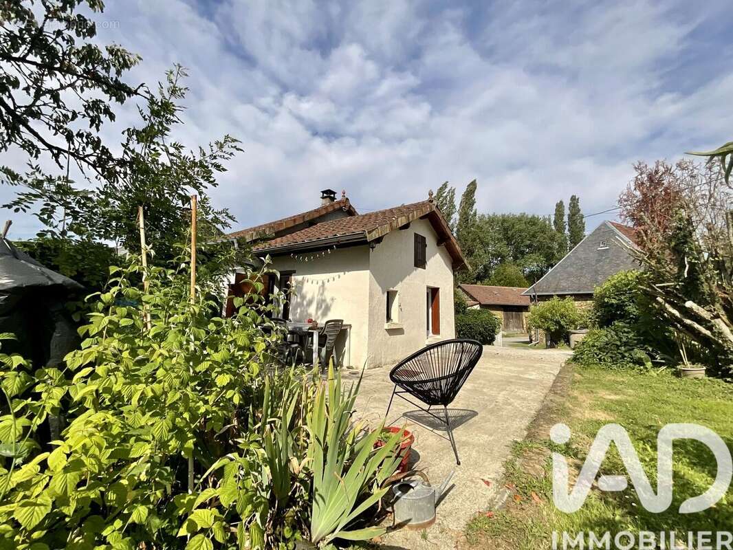 Maison 50 m² à Saint-Genest-Sur-Roselle  - photo 5