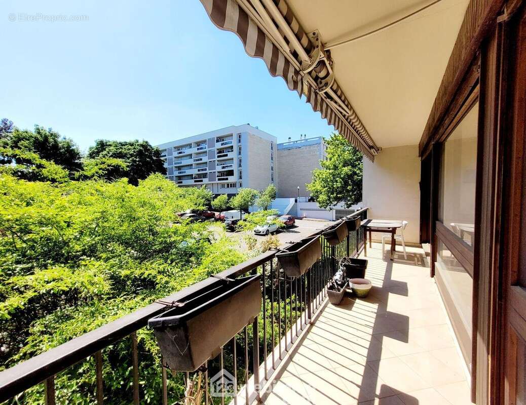 Appartement à CHATENAY-MALABRY