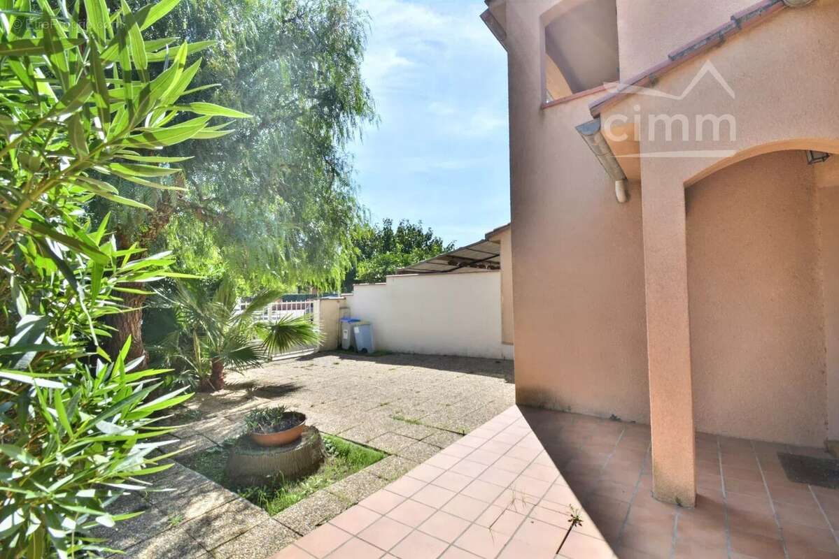 Maison à SAINT-CYPRIEN