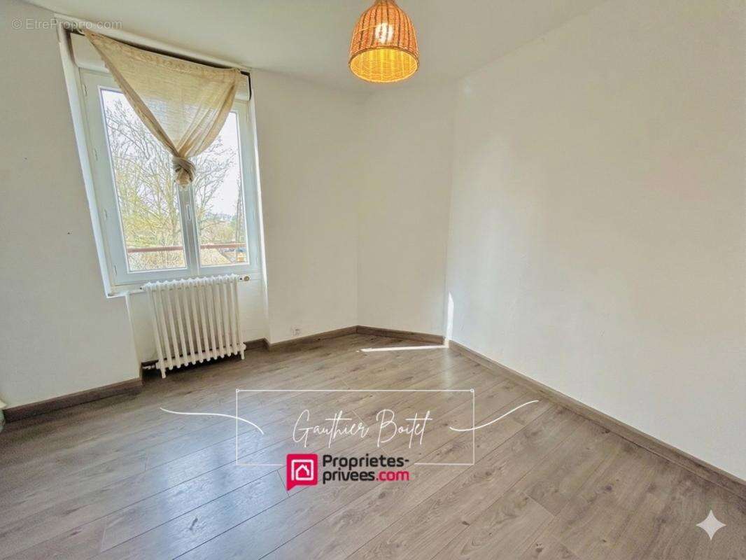 Maison à ROZAY-EN-BRIE