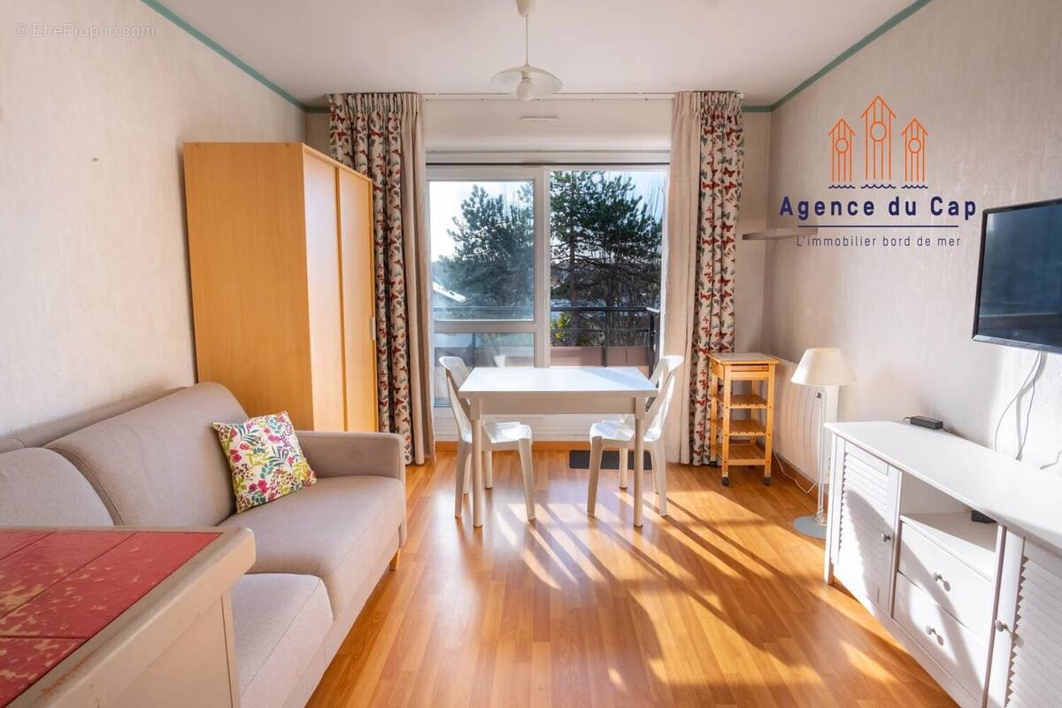 Appartement à COURSEULLES-SUR-MER
