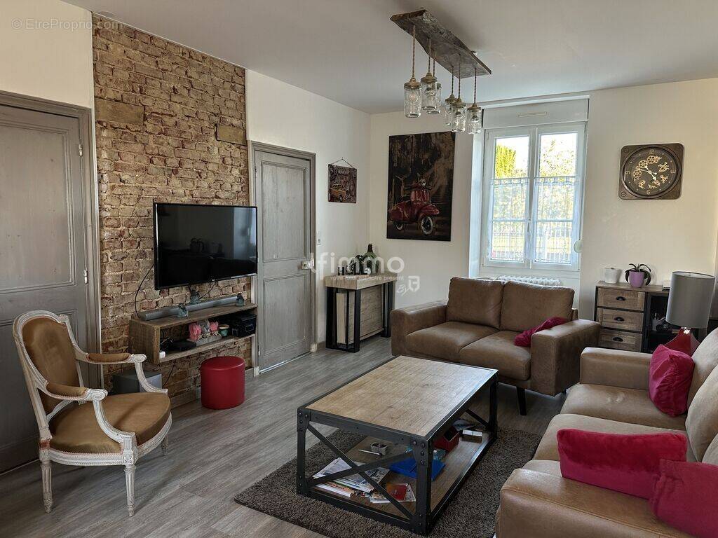 Maison à ATHIS-DE-L'ORNE