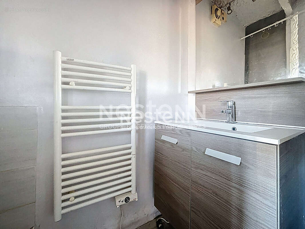 Appartement à VALLAURIS