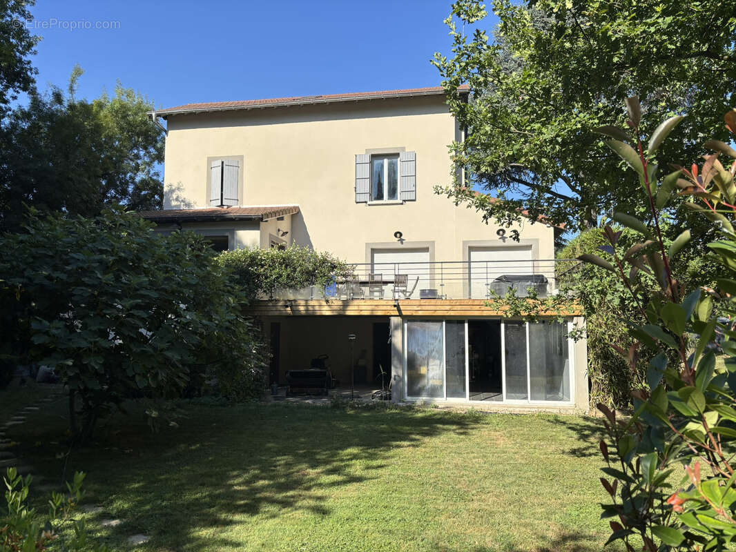 Maison à SAINT-GERMAIN-AU-MONT-D'OR