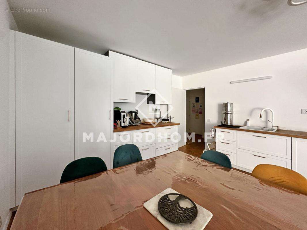 Appartement à MARSEILLE-8E