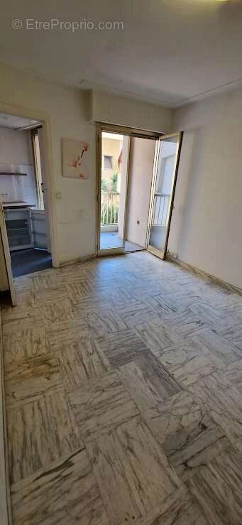 Appartement à ROQUEBRUNE-CAP-MARTIN