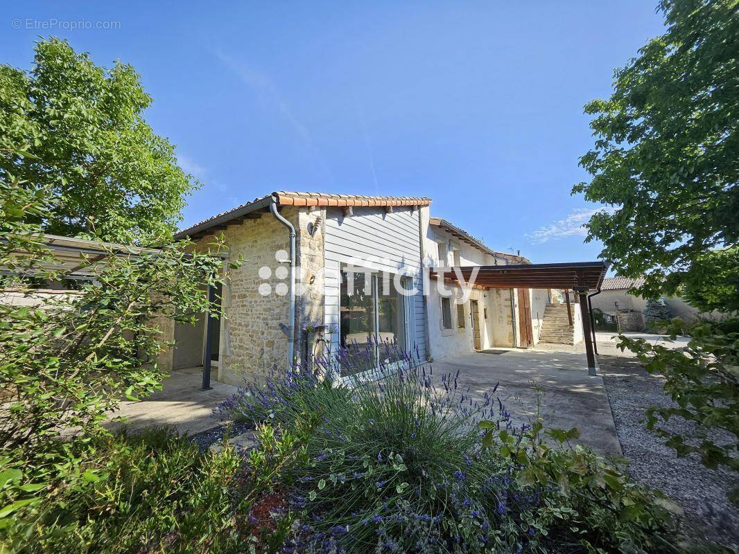 Maison à CHAUNAY