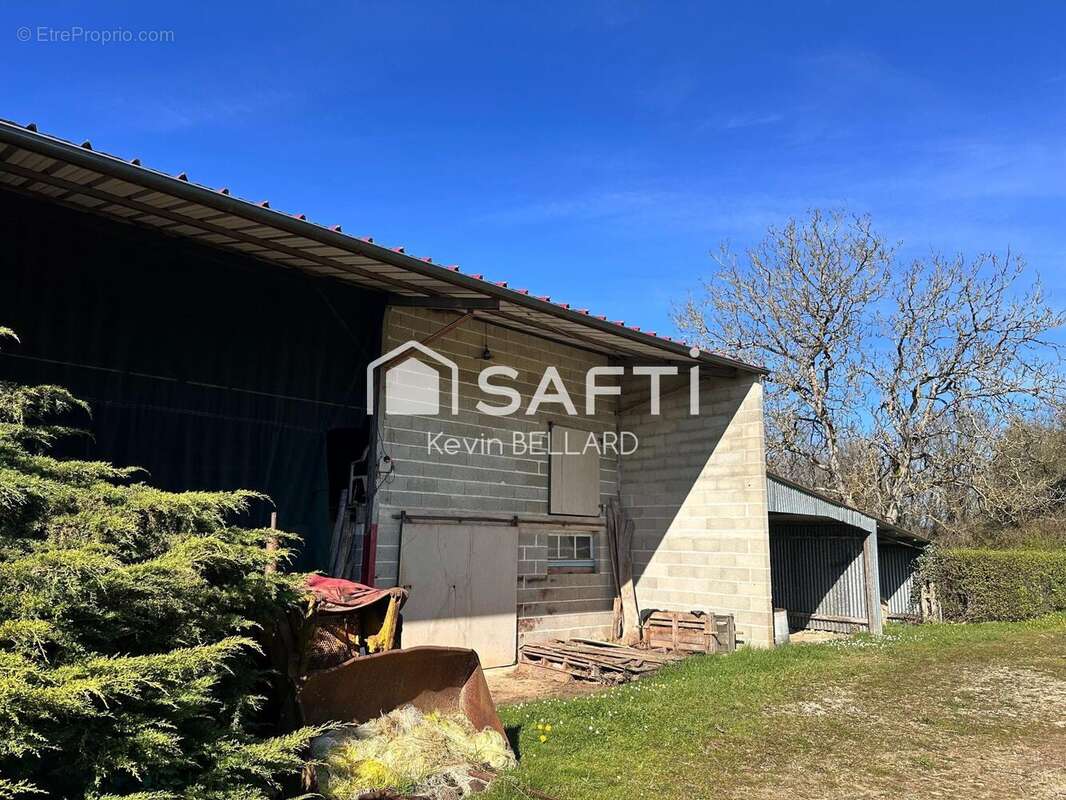 Photo 2 - Maison à MONTBRON