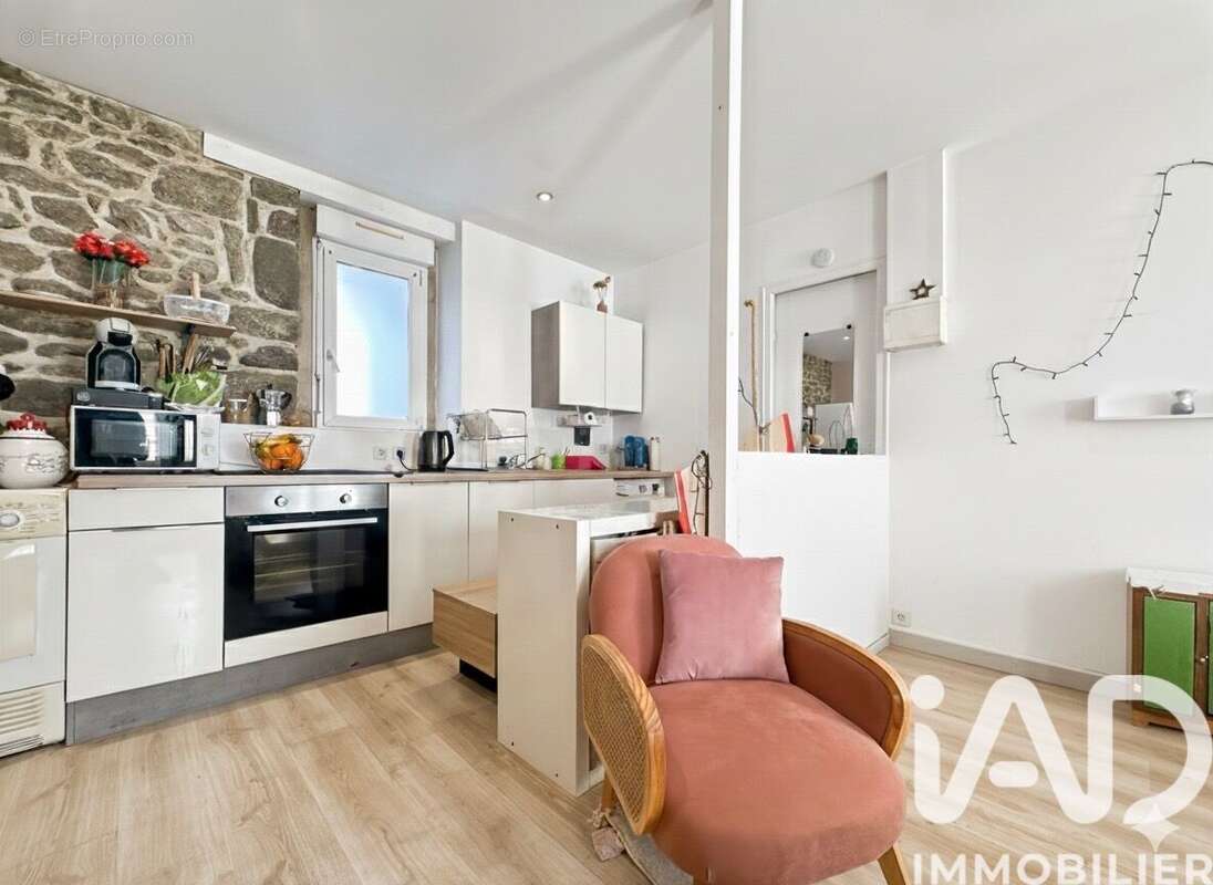 Photo 2 - Appartement à SAINT-JOUAN-DES-GUERETS