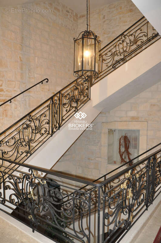 Commerce à TARASCON