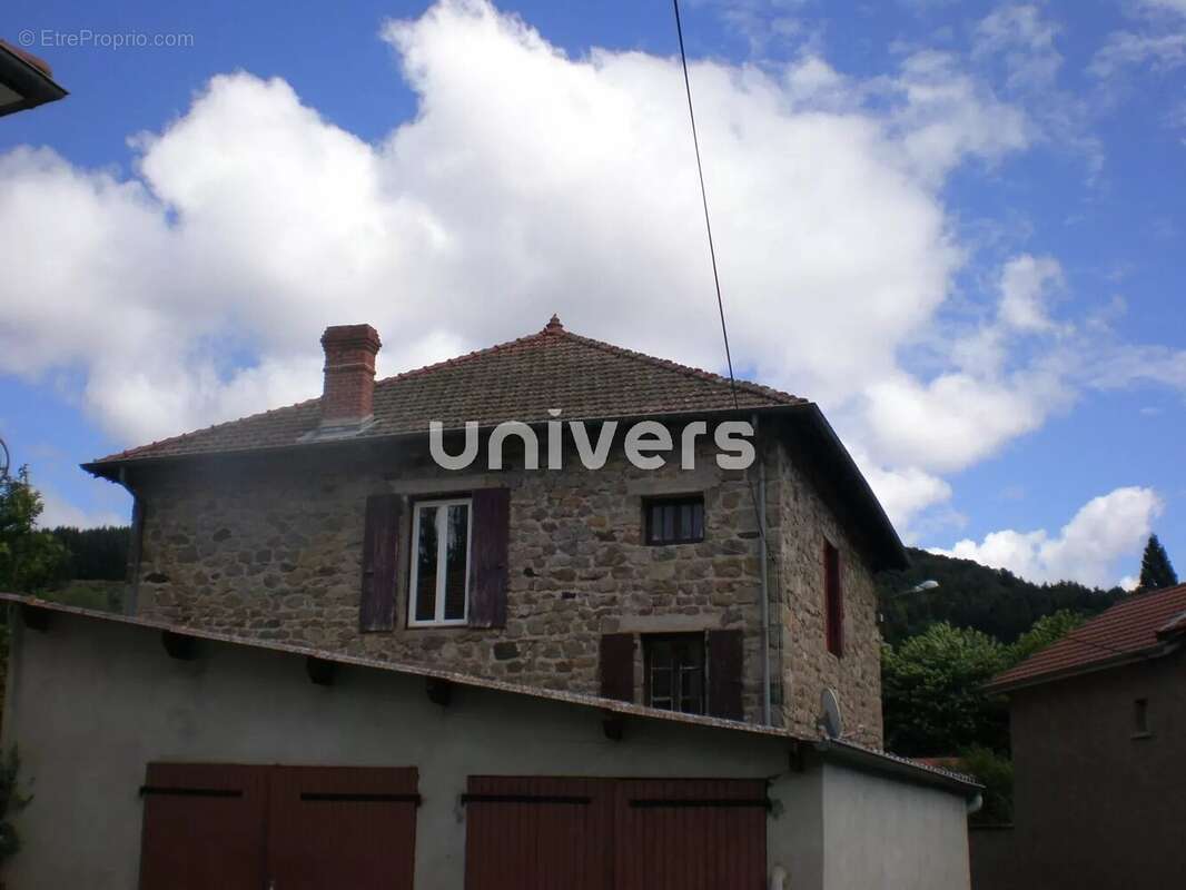 Appartement à SAINT-MARTIN-DE-VALAMAS