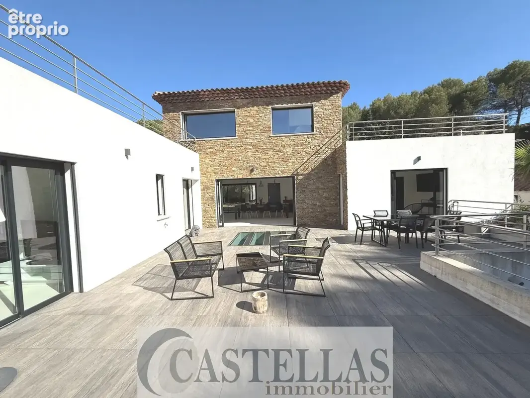 Villa T5 à Roquefort-la-Bédoule - Proche Cassis - photo 3