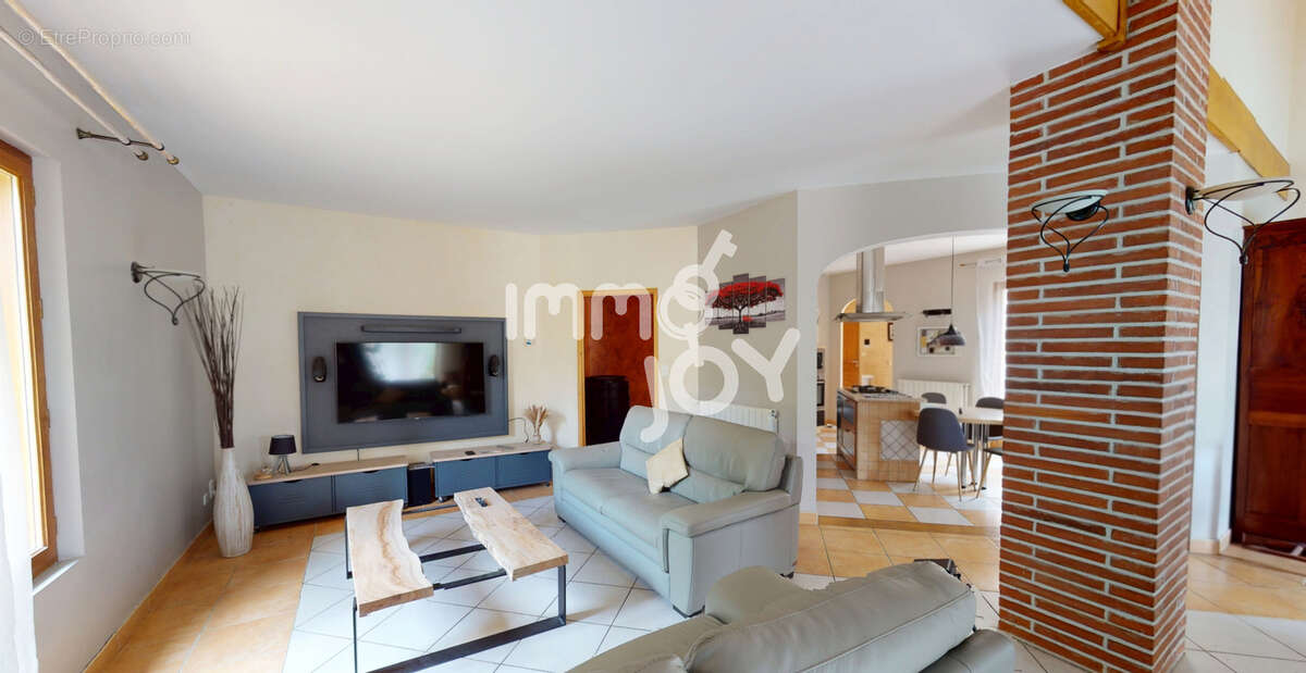 Maison familiale 5 pièces, piscine et grand garage de 11O m2 - Verfeil - photo 11