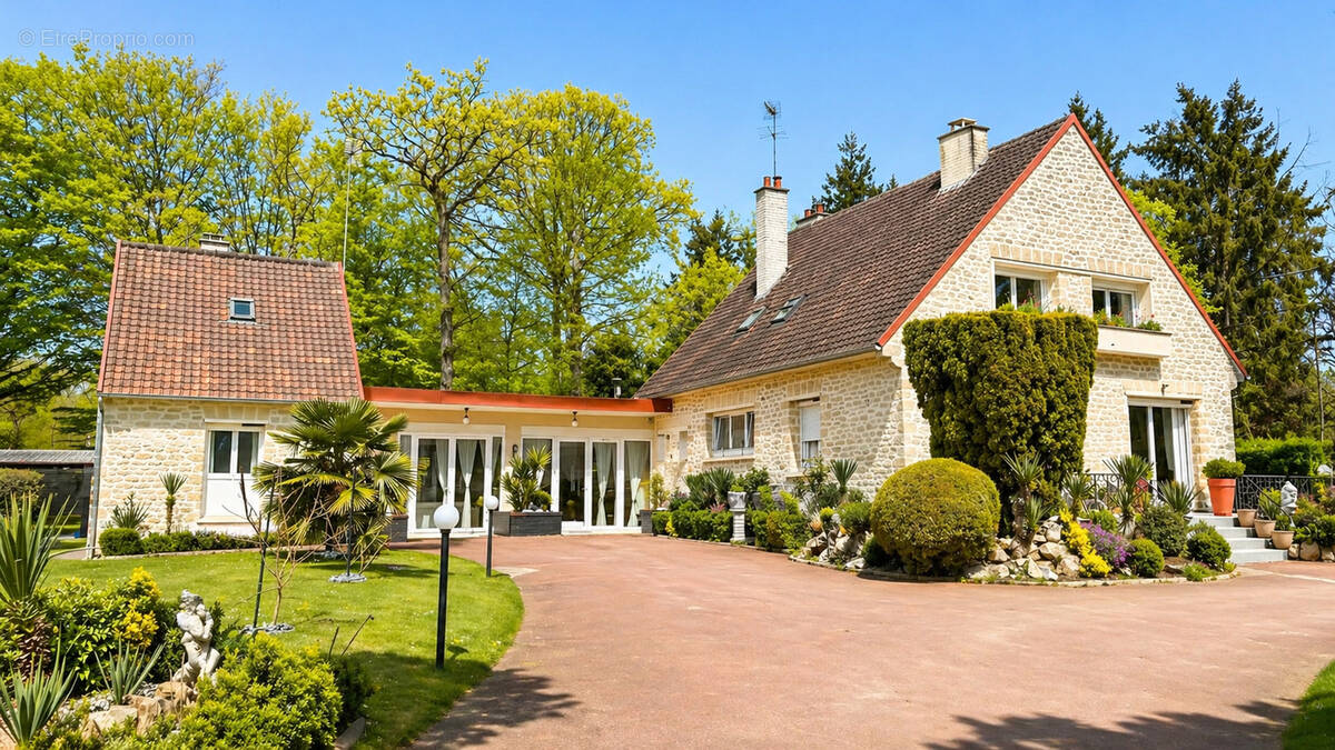 Maison à LAMORLAYE