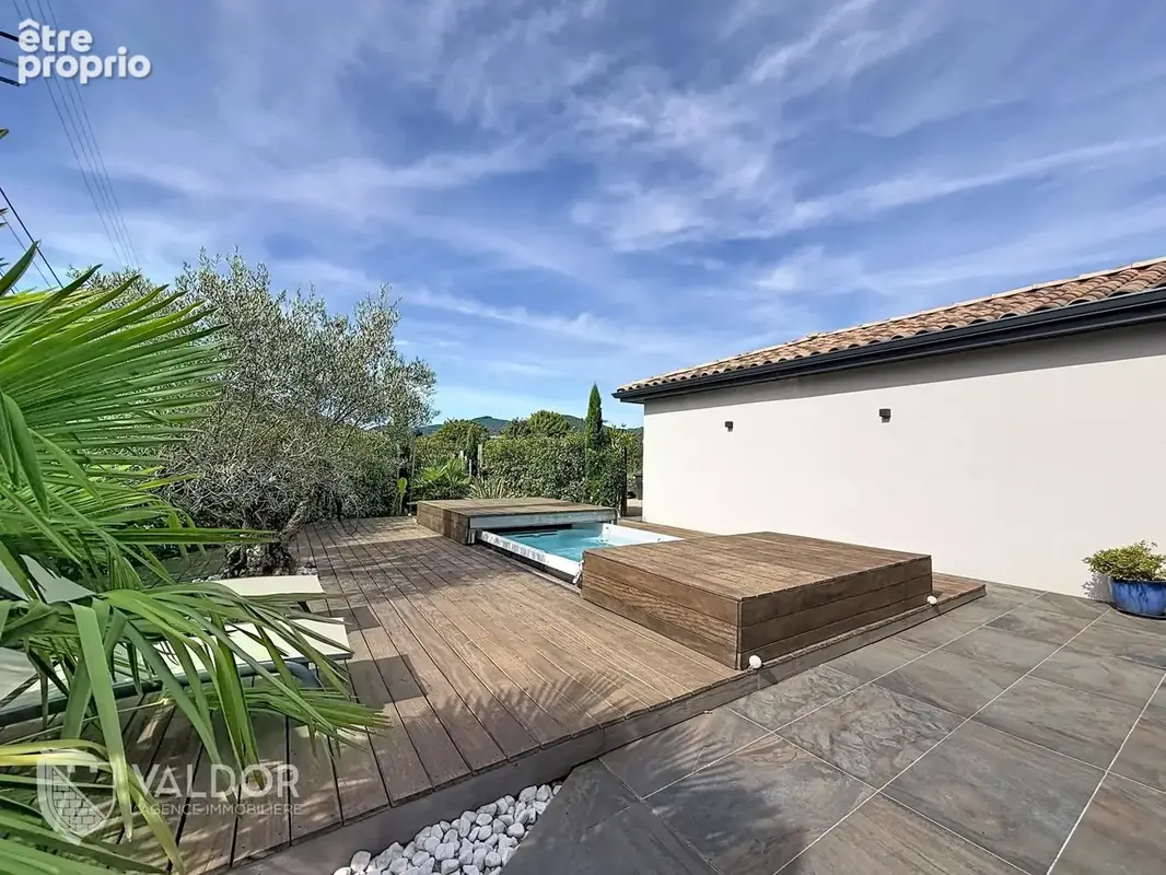 Maison contemporaine avec jaccuzi à Quincié-en-Beaujolais - photo 11