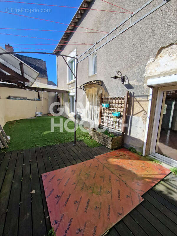 Maison à GENNES-SUR-GLAIZE