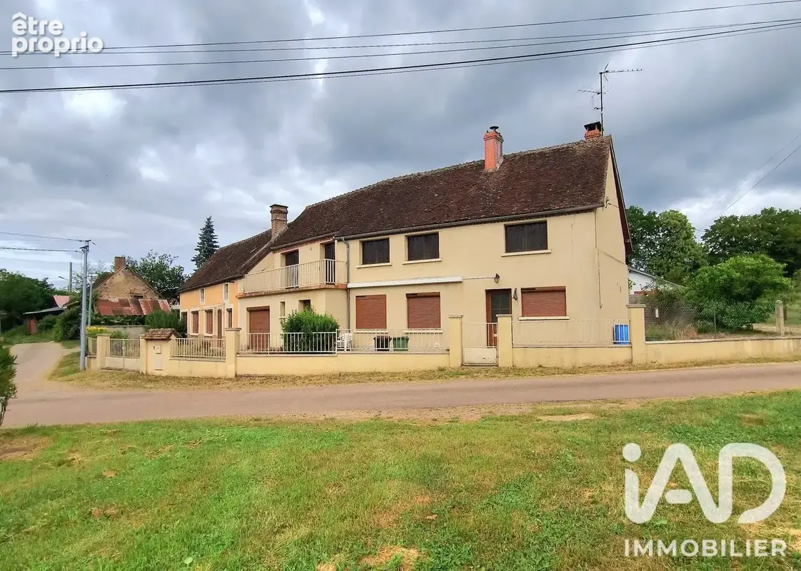 Photo 1 - Maison à SAINT-AMAND-EN-PUISAYE