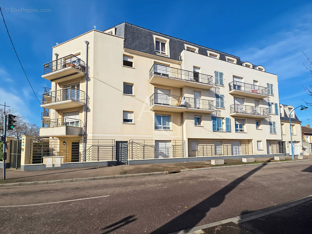 Appartement à MANTES-LA-JOLIE