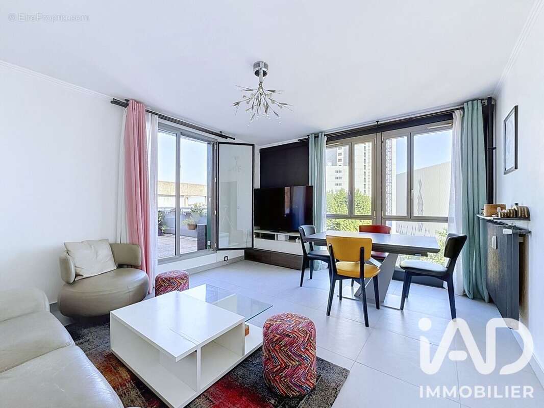 Appartement 70 m² à Pierrefitte-Sur-Seine  - photo 2