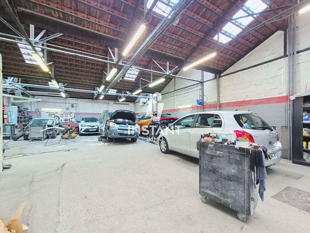 Garage  - Appartement à MAISONS-ALFORT